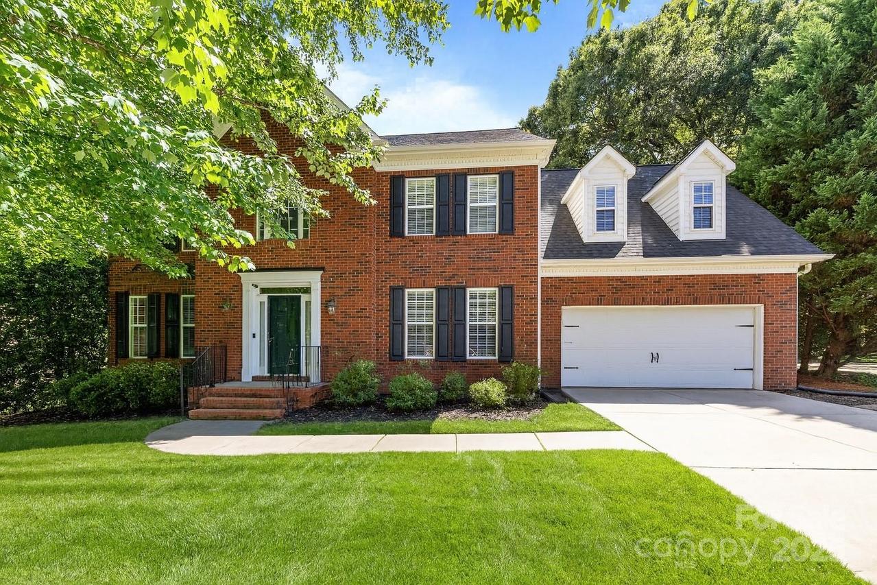 6932 Curlee Ct., Charlotte, NC 28277