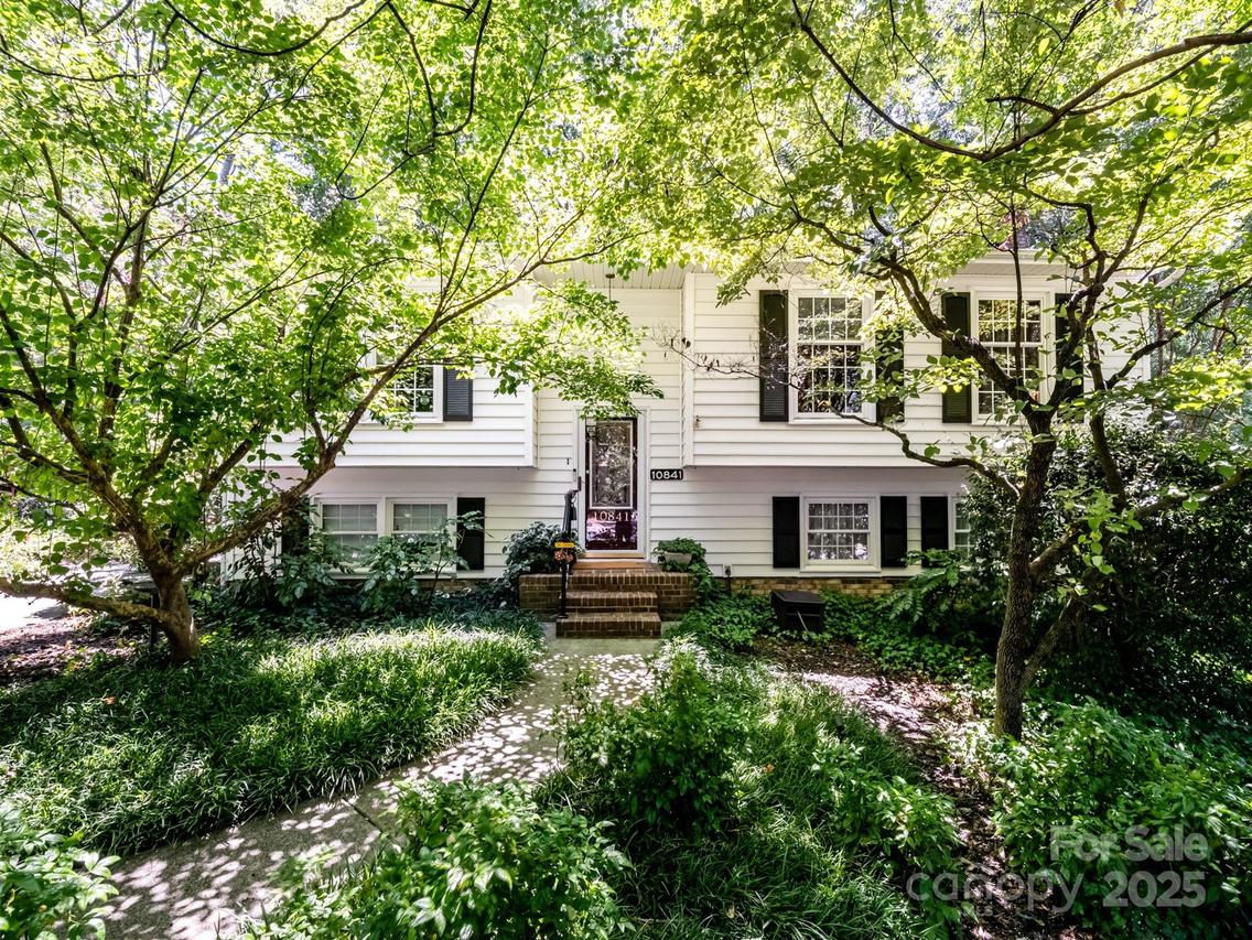 10841 Flat Iron Rd., Charlotte, NC 28226