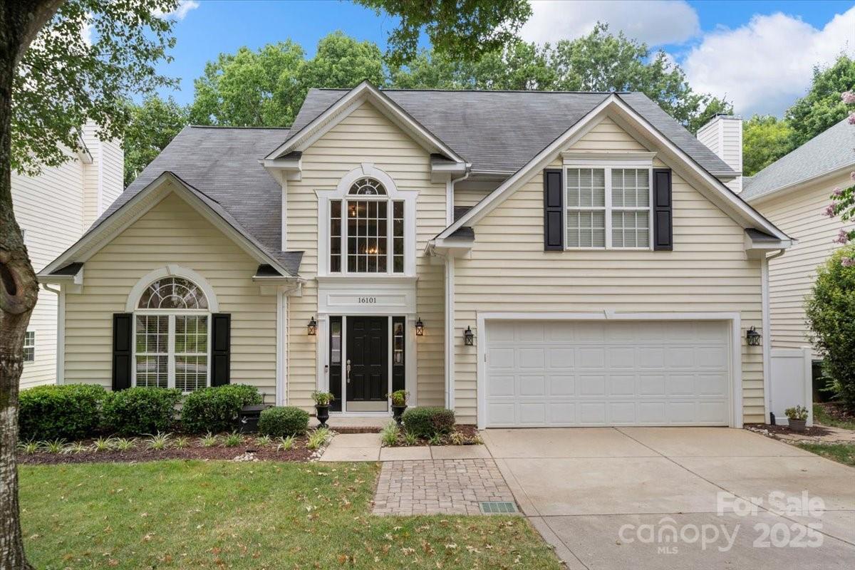 16101 Hollingbourne Rd., Huntersville, NC 28078