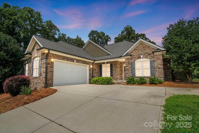 New Homes For Sale This Week That Attend Locust Elementary: July 18th to July 24th
