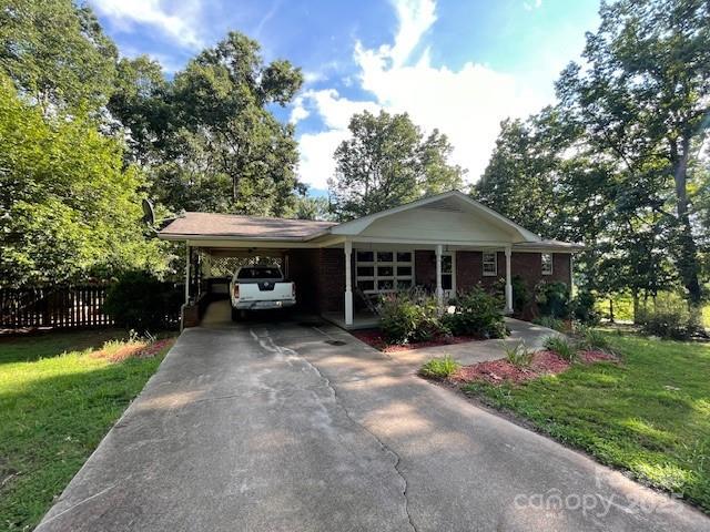 126 Waters Rd., Bostic, NC 28018