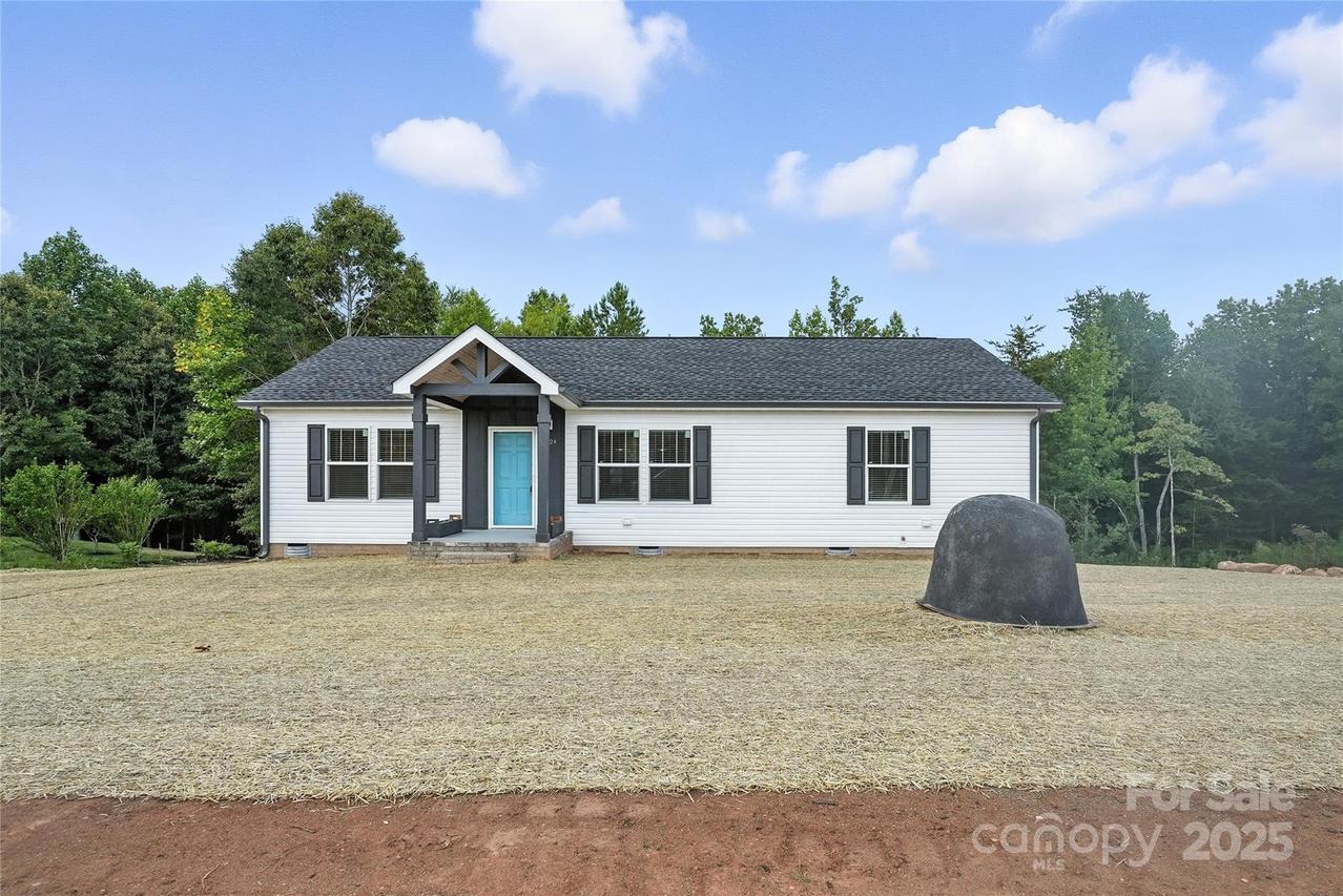 124 Dayton Rd., Dallas, NC 28034