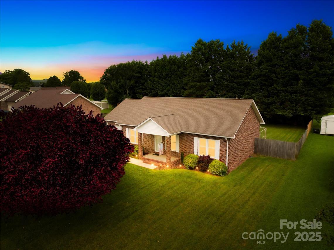 1013 St Davids St., Conover, NC 28613
