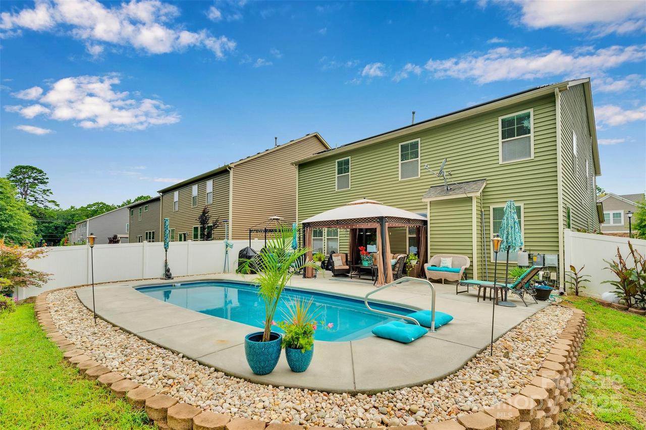 10108 Michael Crossing Dr., Charlotte, NC 28213