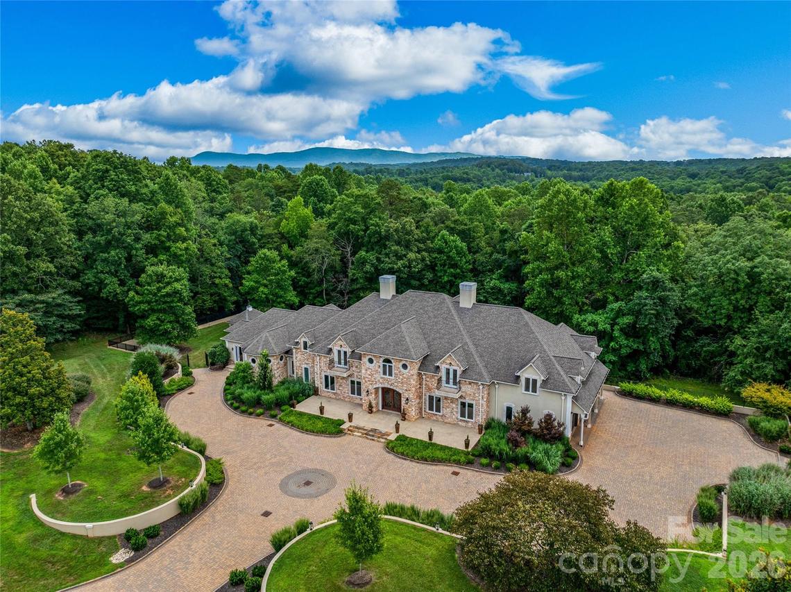 1090 Pearidge Rd., Bostic, NC 28018