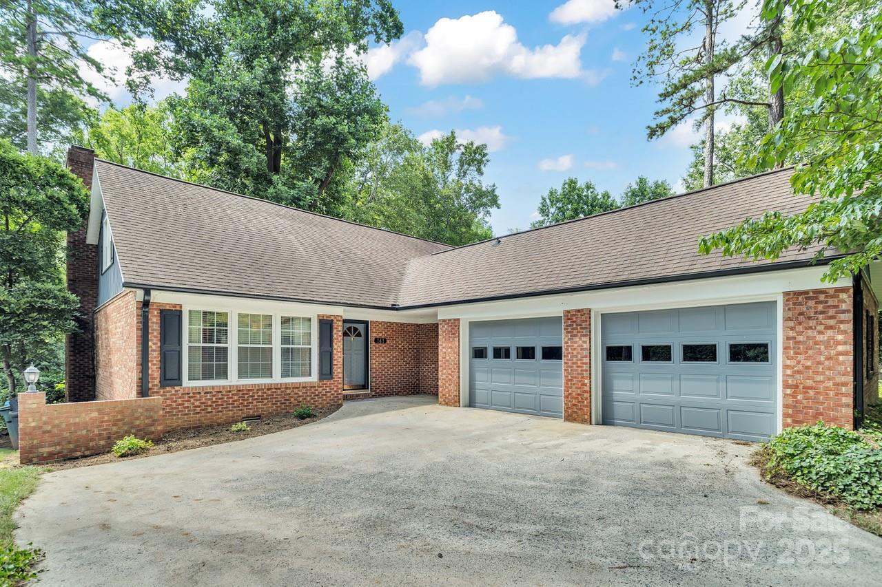 141 Wellington Dr., Salisbury, NC 28144