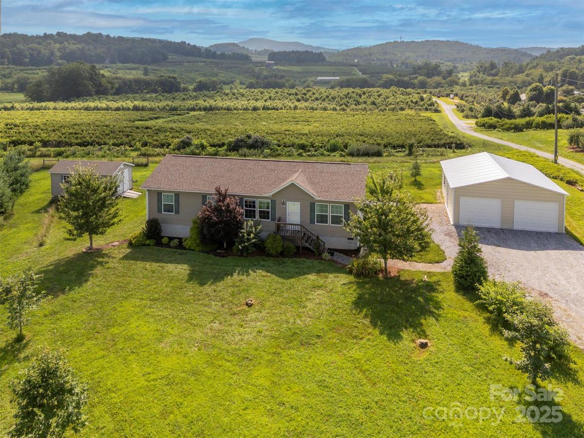 1878 Old Clear Creek Rd., Hendersonville, NC 28792