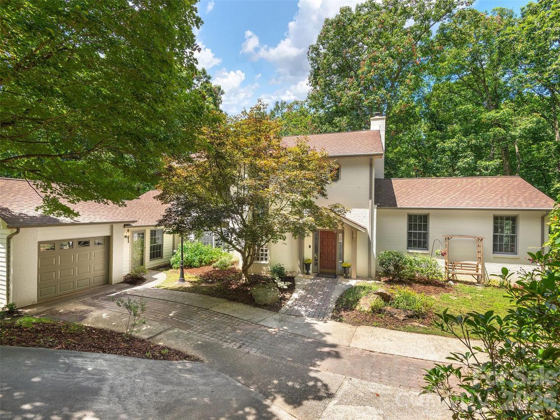 608 Upper Sondley Dr., Asheville, NC 28805