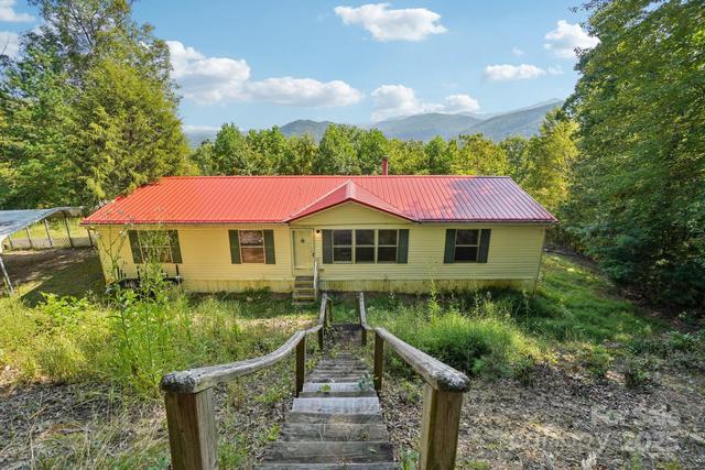 New Homes For Sale This Week That Attend Enka High: September 19th to September 25th