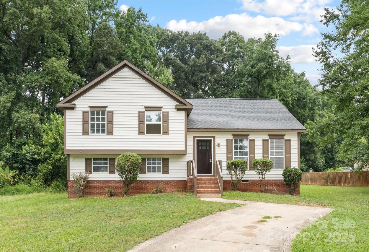 3224 Periwinkle Ct., Charlotte, NC 28269