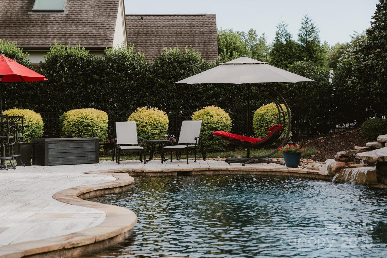 9043 Golden Rock Ln., Huntersville, NC 28078