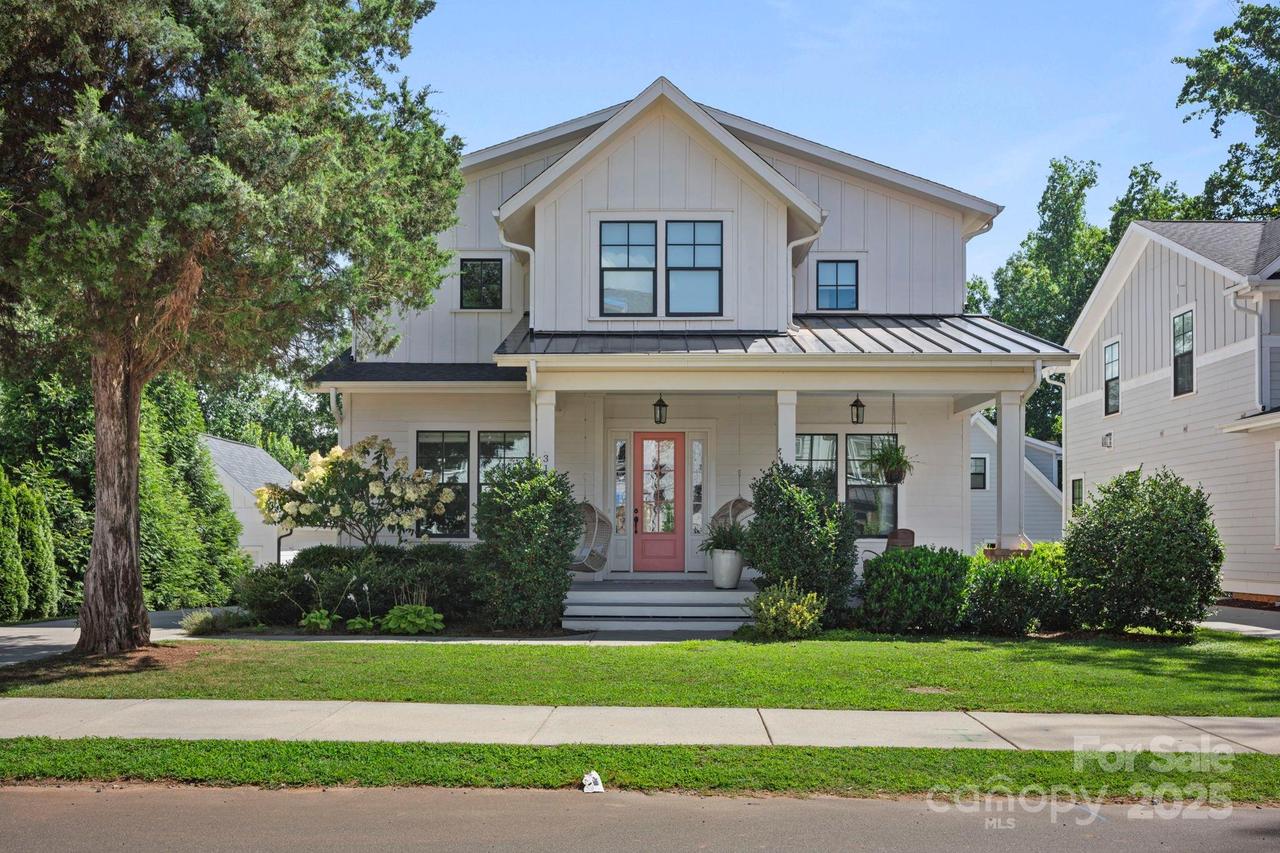 317 Catawba Ave., Davidson, NC 28036