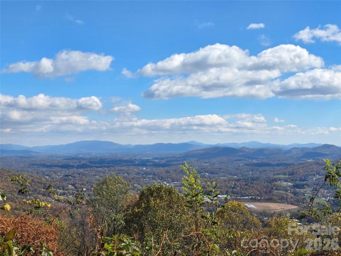 9999 Blue Ridge View Dr., Canton, NC 28716