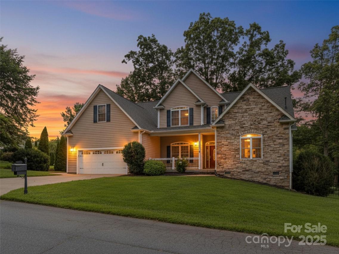 9 Foggy Glen Dr., Arden, NC 28704