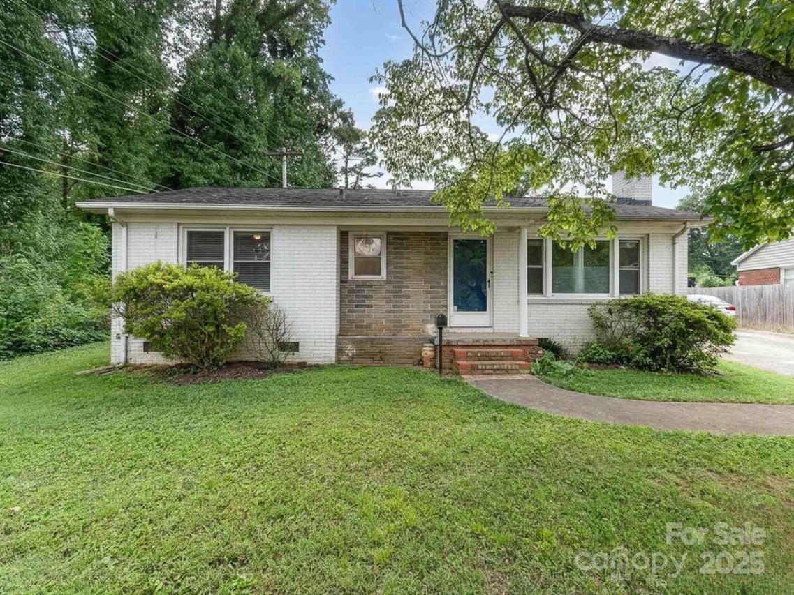 2408 Kilborne Dr., Charlotte, NC 28205
