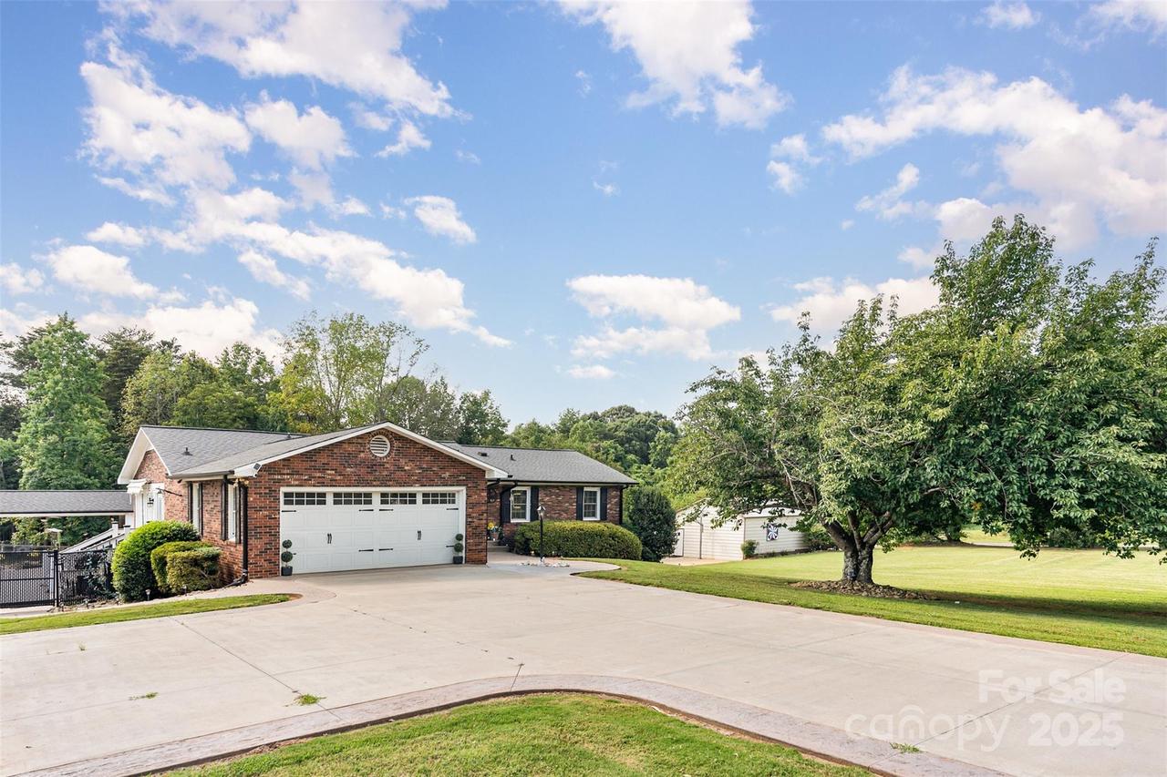 197 Sain Rd., Statesville, NC 28625