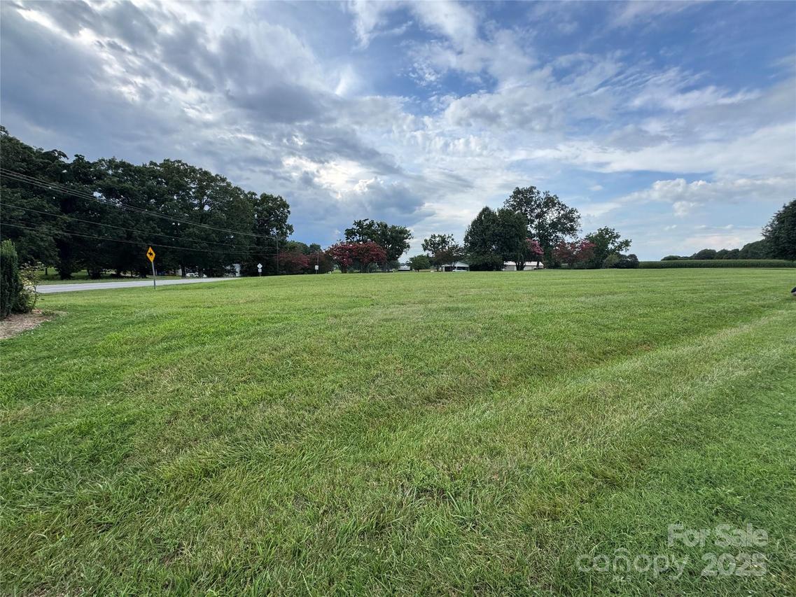 3392 Dreamy Ln. #1, Claremont, NC 28610
