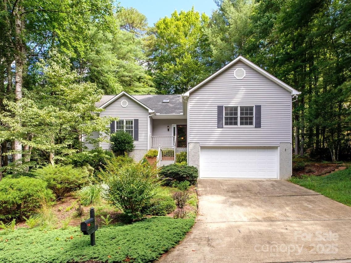 41 Autumn Glen Ct., Brevard, NC 28712