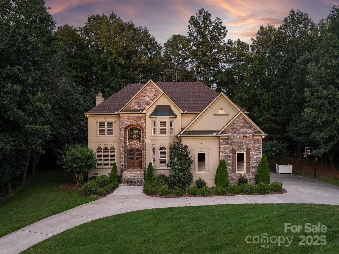 1029 Seminole Dr., Waxhaw, NC 28173