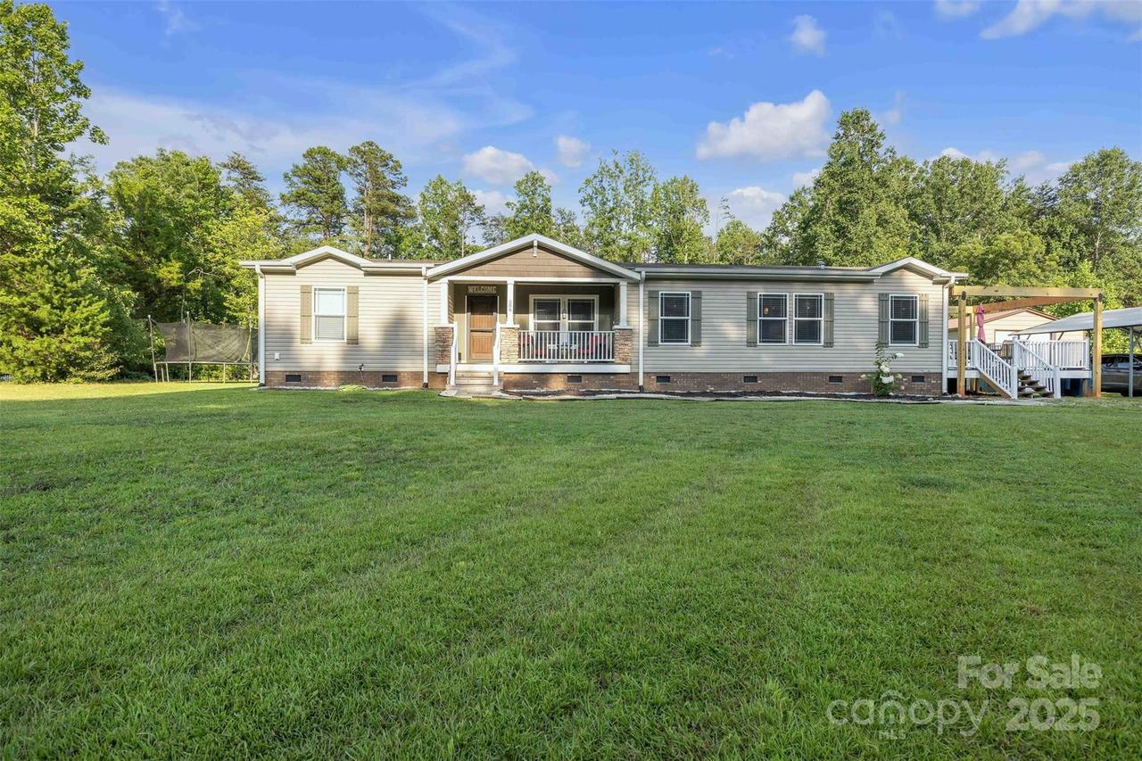 506 Turkey Foot Rd., Mocksville, NC 27028