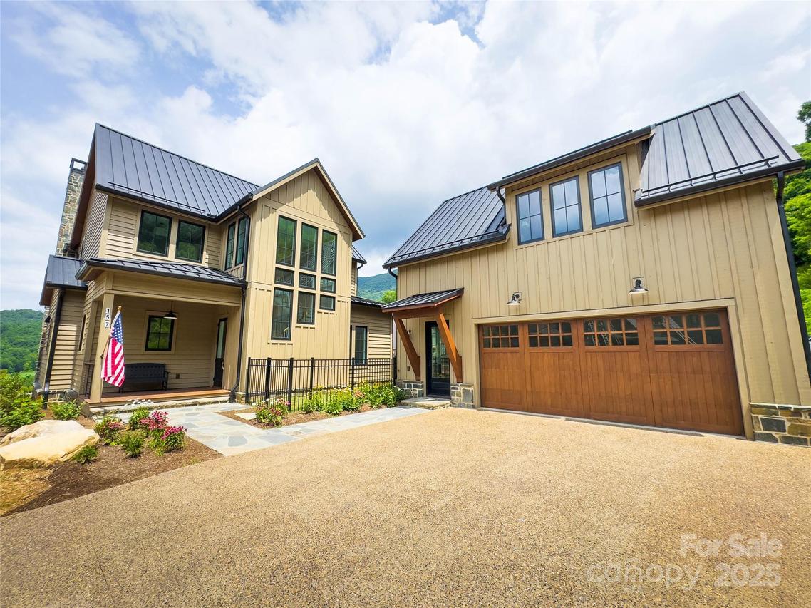 157 Lodestone Dr. #420, Sylva, NC 28779