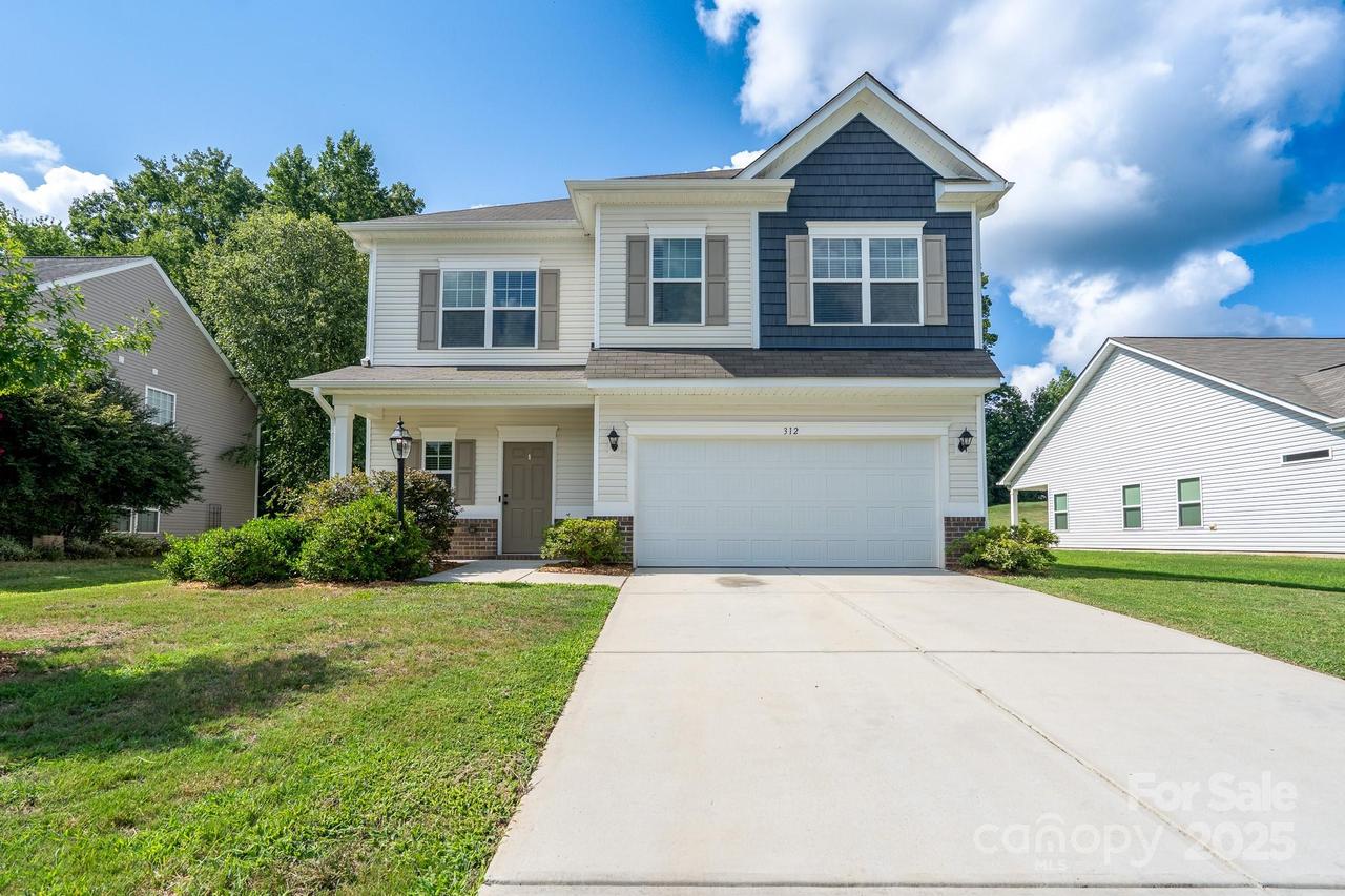 312 Settlers Grove Ln., Salisbury, NC 28146