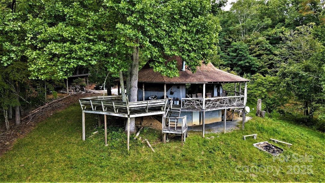 745 Broom Rd., Tuckasegee, NC 28783