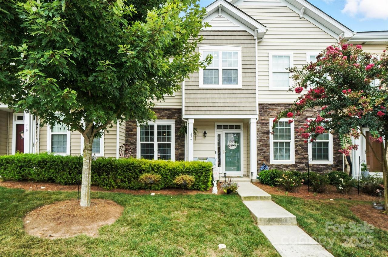 436 Spring Gardens Dr., Belmont, NC 28012