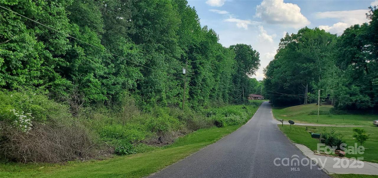 205 Oak Grove Rd. #41, Statesville, NC 28677