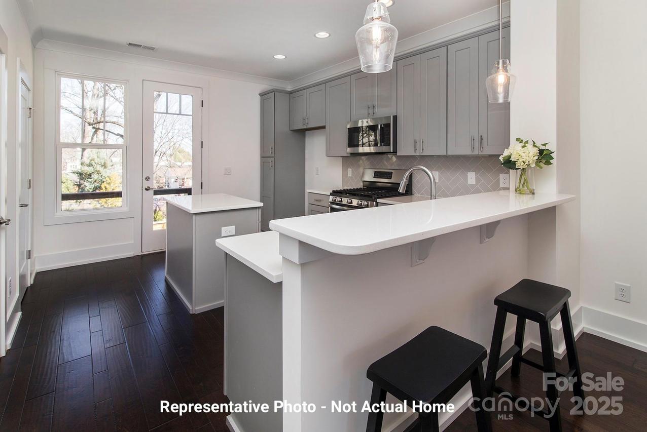 9929 Ansonborough Sq., Huntersville, NC 28078