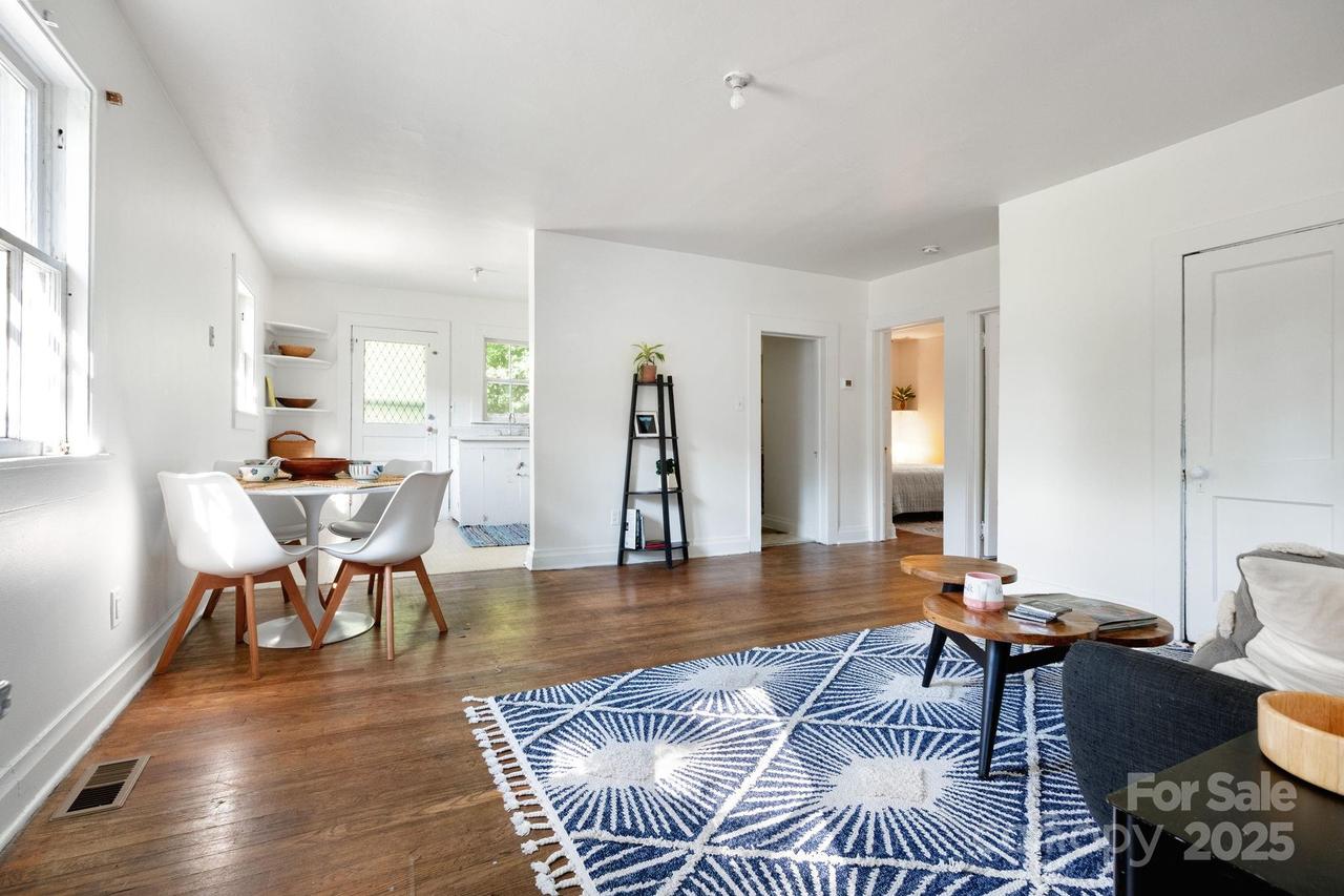 69 Branning St., Asheville, NC 28806