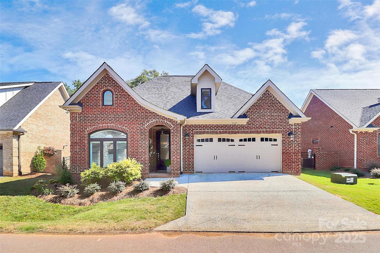 5107 Silver Trace Ln., Denver, NC 28037