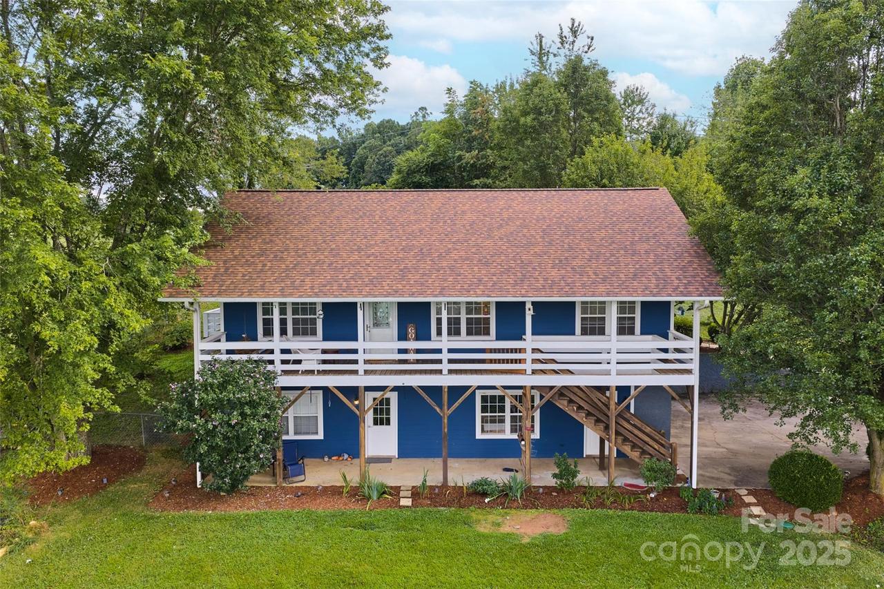 271 Breton Ridge Rd., Leicester, NC 28748
