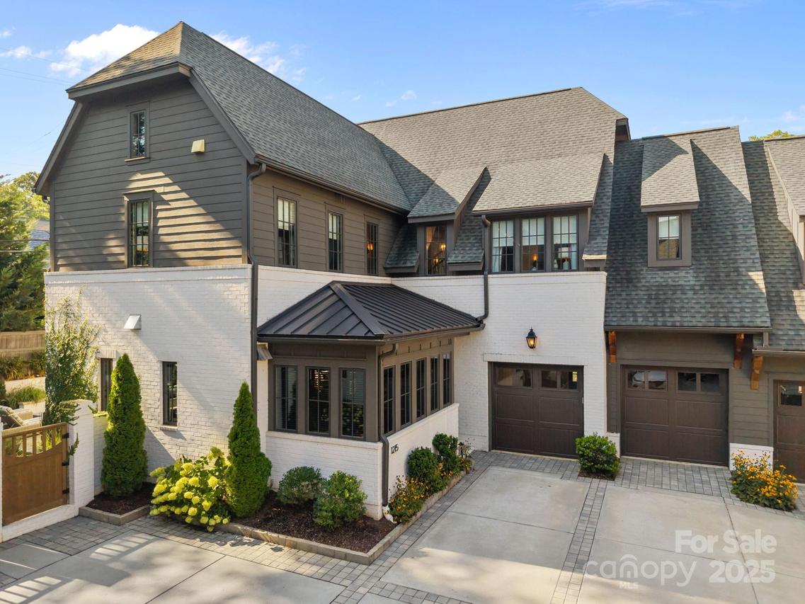 1215 S Kings Dr., Charlotte, NC 28207