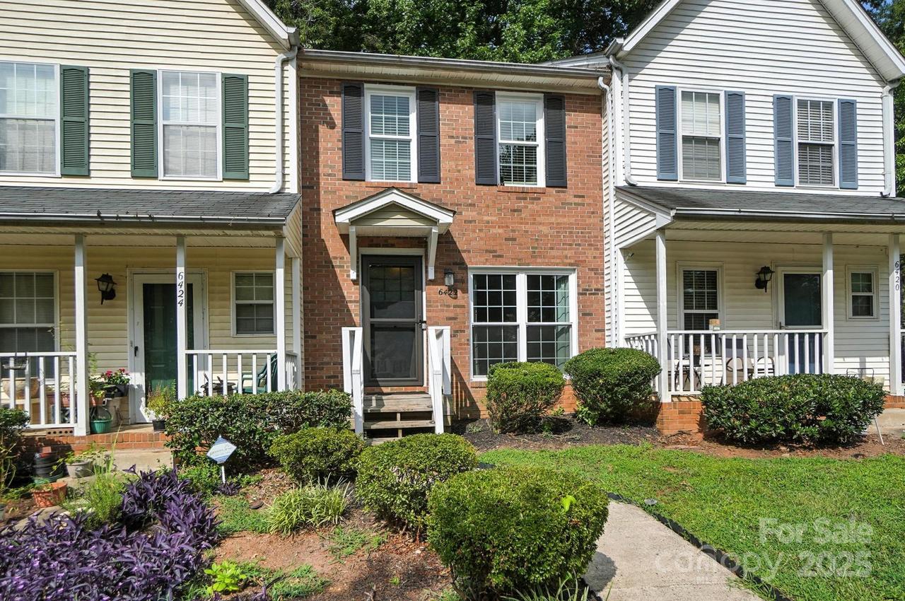 6422 Windsor Gate Ln., Charlotte, NC 28215