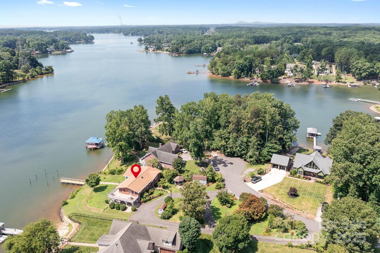 177 Brer Fox Tr., Troutman, NC 28166