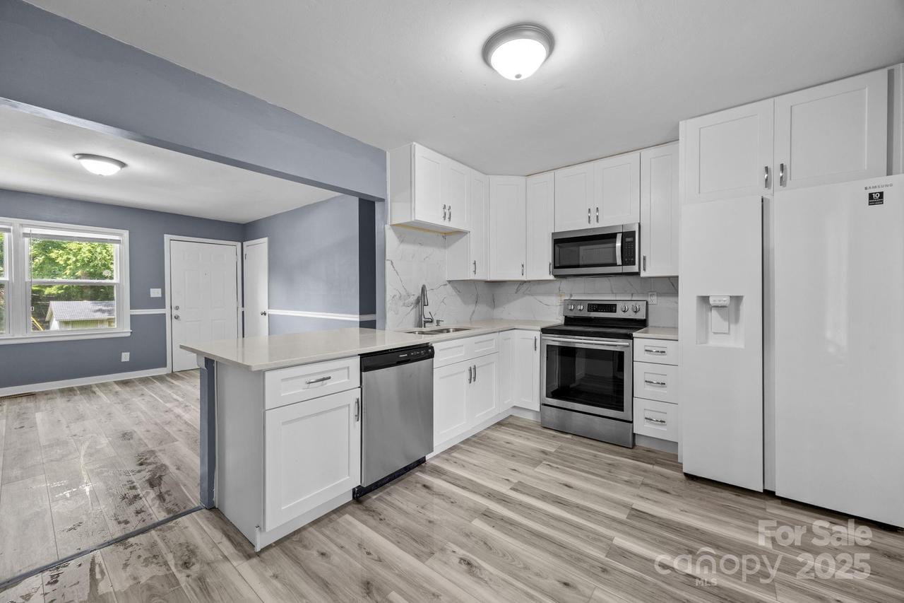 2715 Sonora Ln., Charlotte, NC 28208