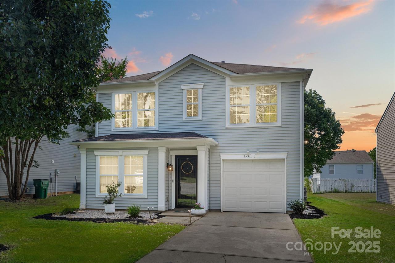 1911 Almond Hills Dr., Charlotte, NC 28262