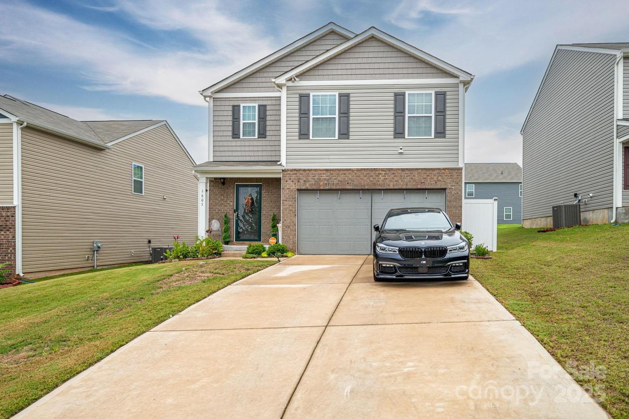 1605 Blue Velvet Ln. #148, Dallas, NC 28034