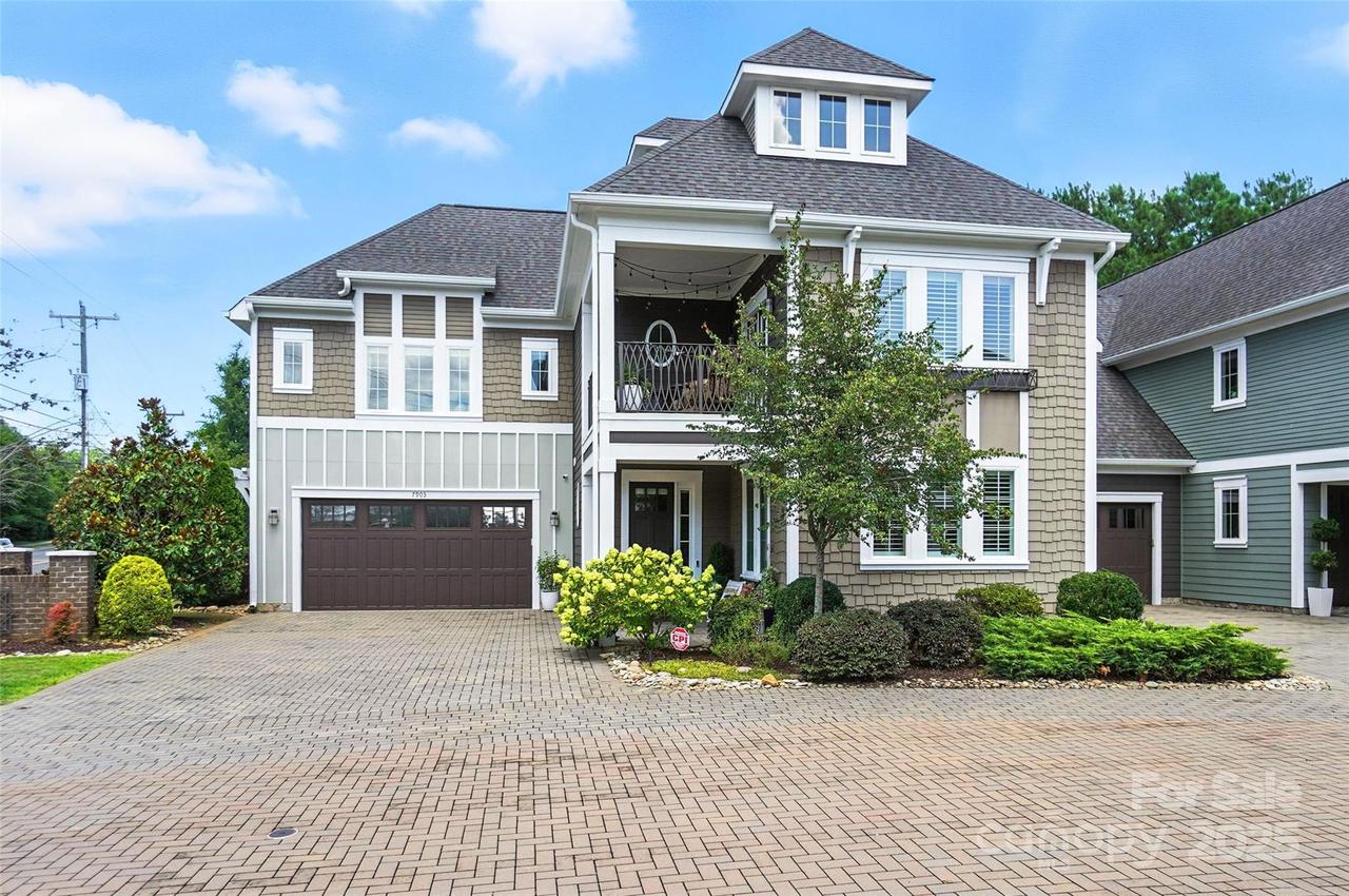 7903 Rea View Ct., Charlotte, NC 28226