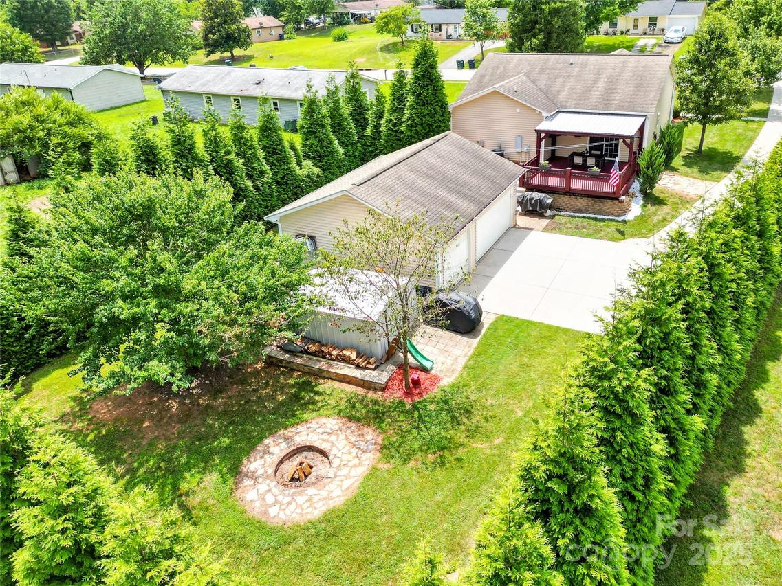213 Downing St., Troutman, NC 28166