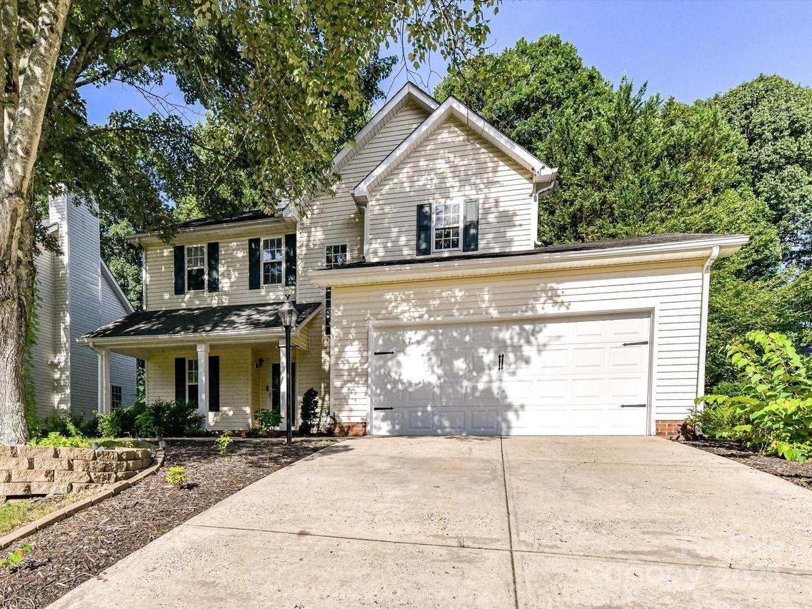 6027 Edinmeadow Ln., Charlotte, NC 28269
