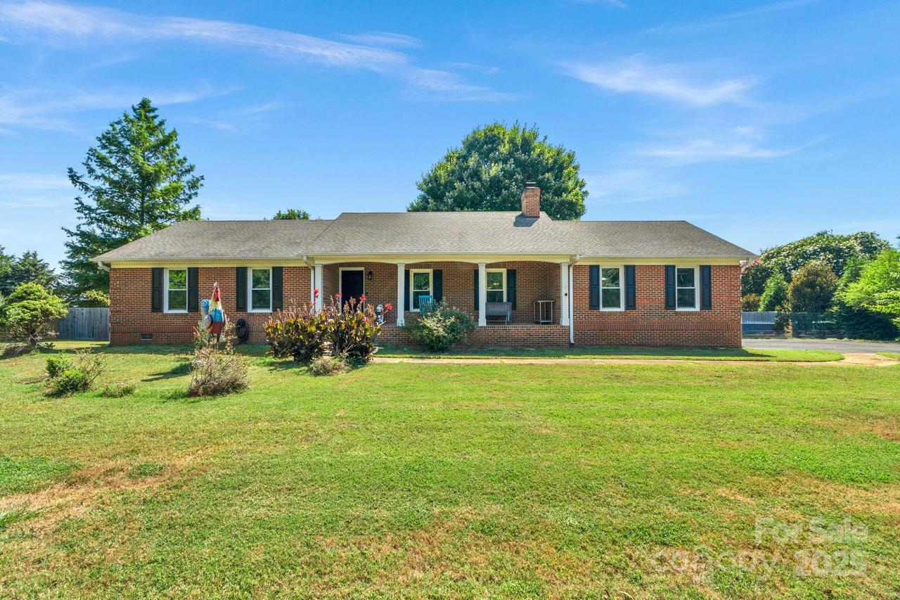 8608 Old Waxhaw Monroe Rd., Waxhaw, NC 28173