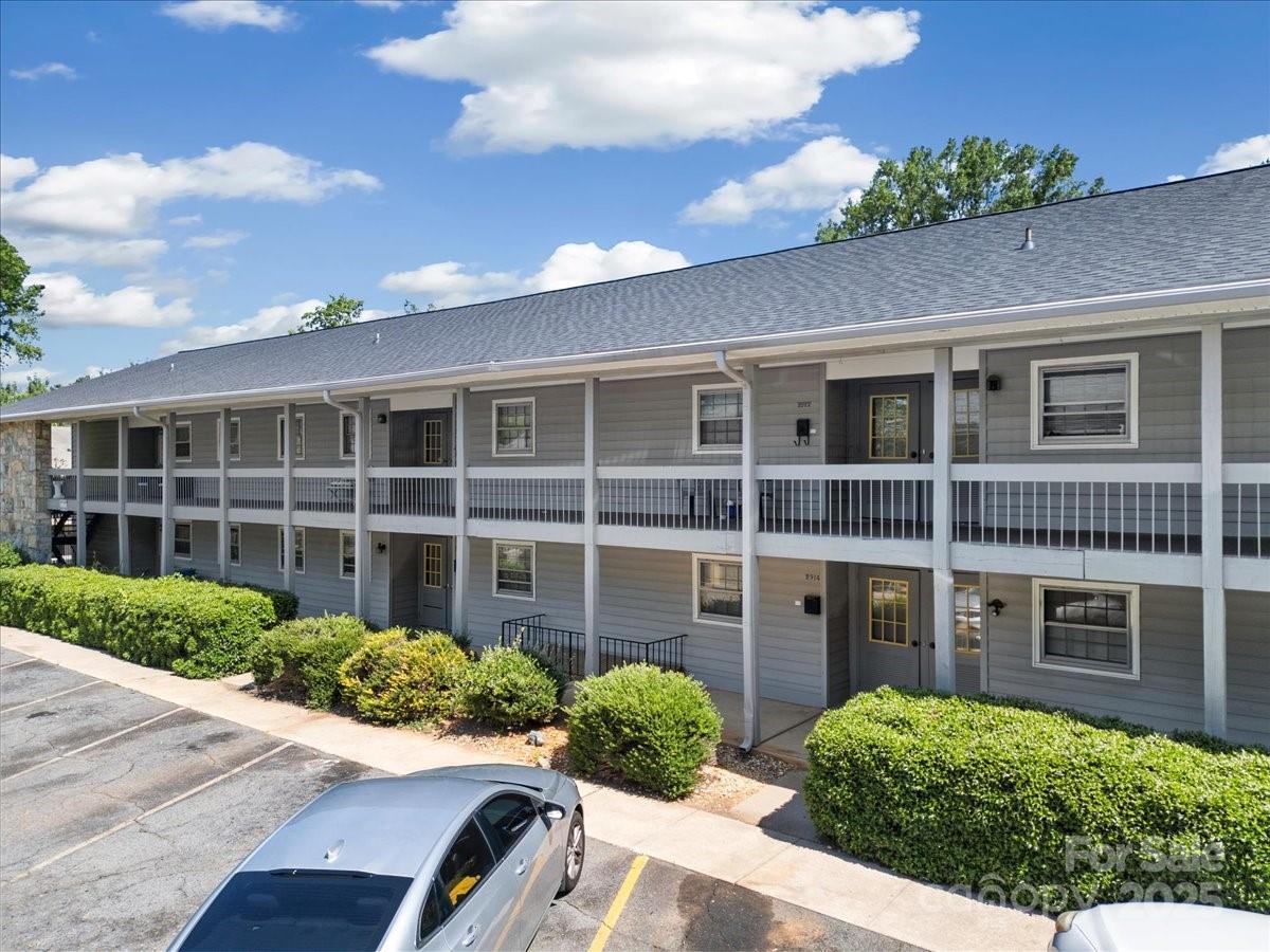 2920 Ramsgate Ct. #46, Winston Salem, NC 27106