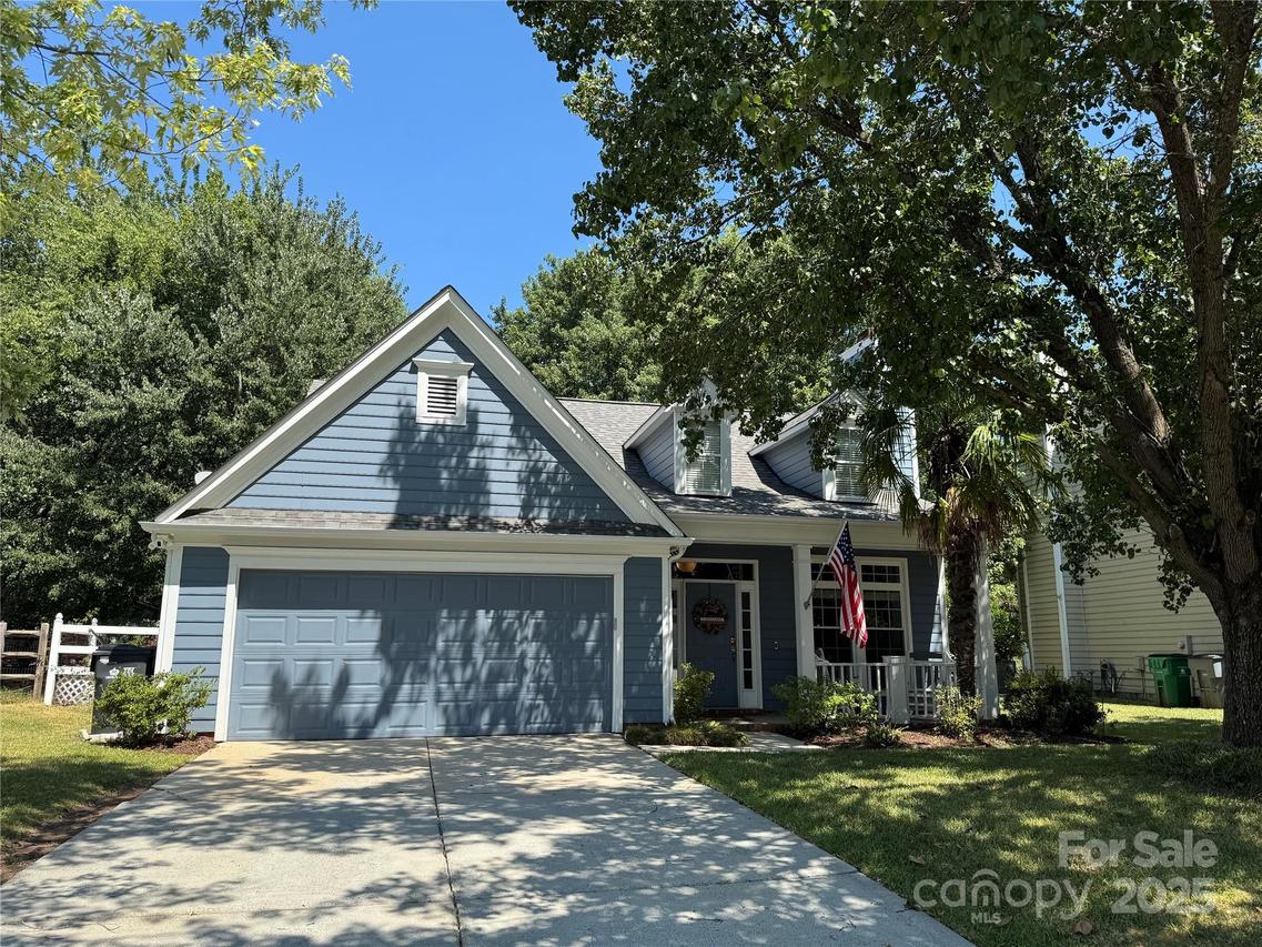 13525 Helmsley Ct., Charlotte, NC 28273