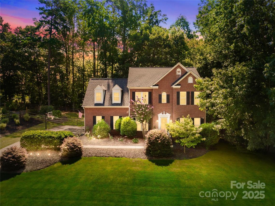 1013 Muirfield Dr., Mooresville, NC 28115