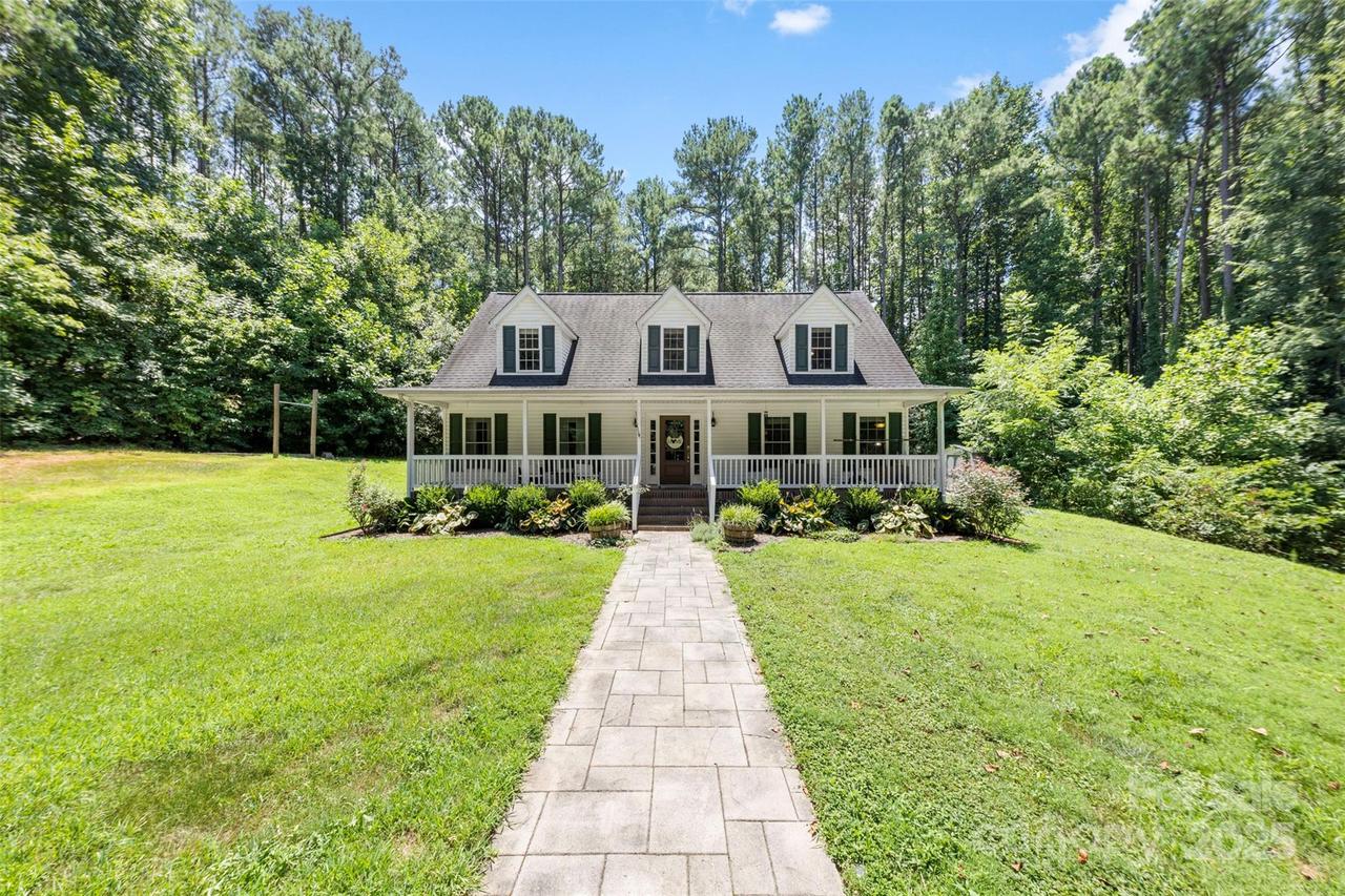 12636 Moores Chapel Rd., Charlotte, NC 28214
