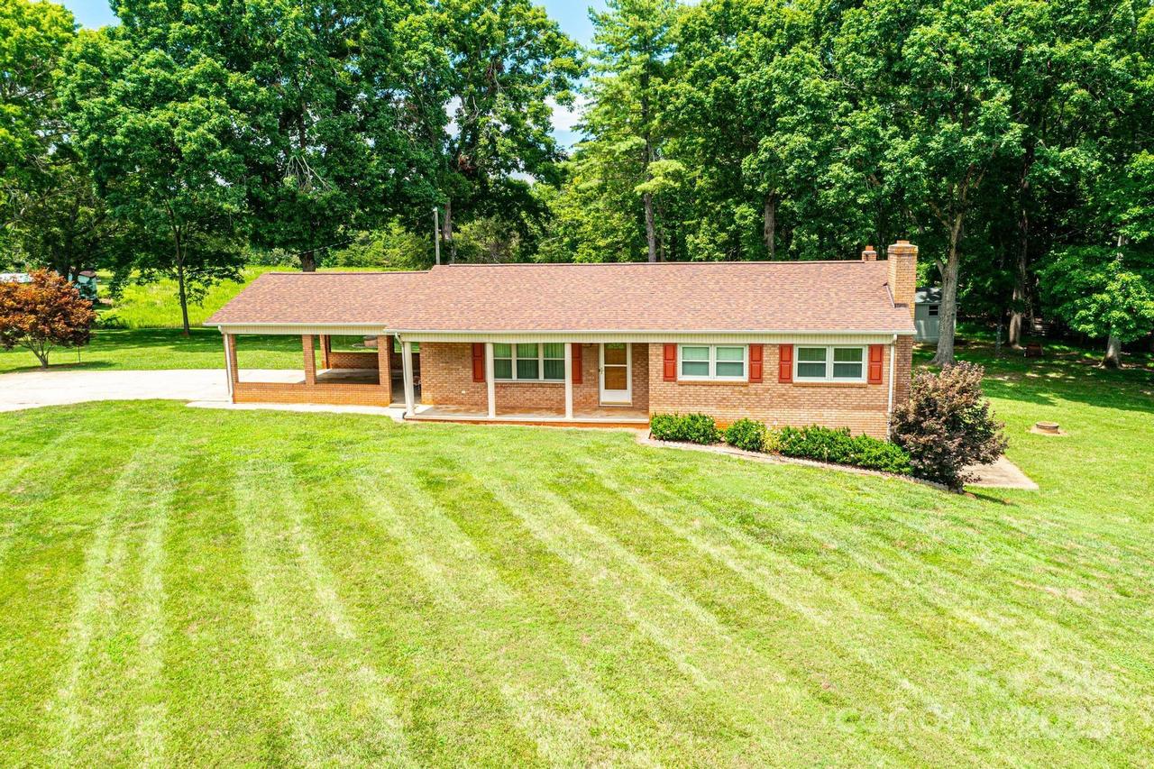 7741 Decker Rd., Connelly Springs, NC 28612