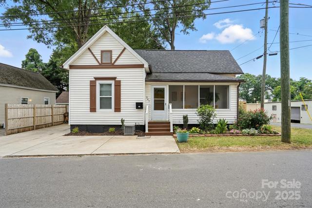 New Homes For Sale This Week That Attend Coltrane-Webb Elementary: July 18th to July 24th