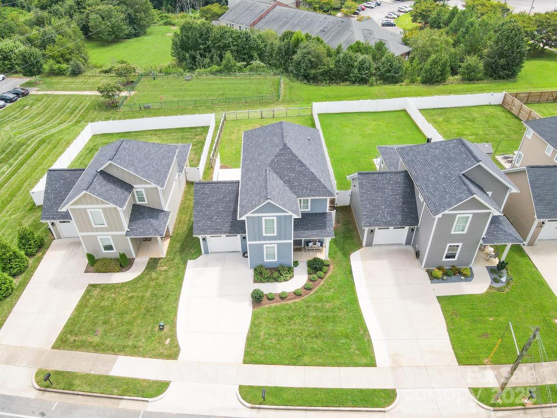 2636 2nd St., Hickory, NC 28601